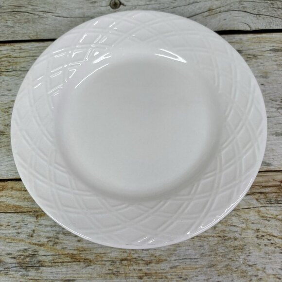 Gibson LEXINGTON White Elements  Embossed Rim Round Ceramic Bread Plates Set 4 - Picture 4 of 16